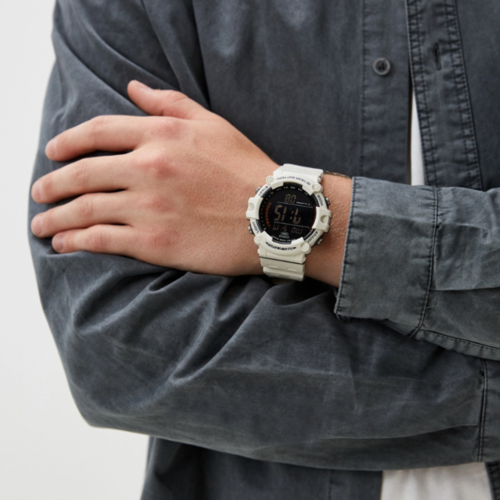 CASIO AE-1500WH-8B2