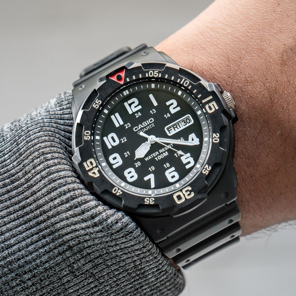 CASIO MRW-200H-1B