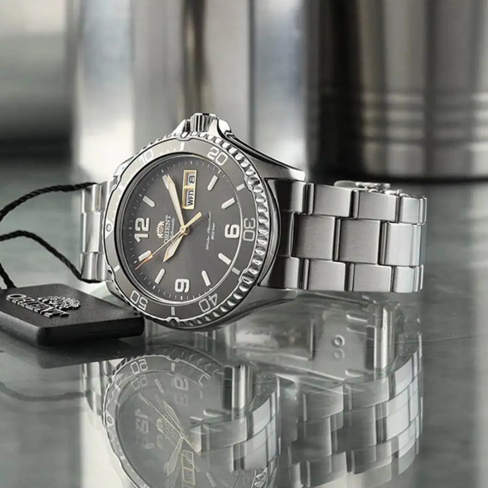 ORIENT RA-AA0819N